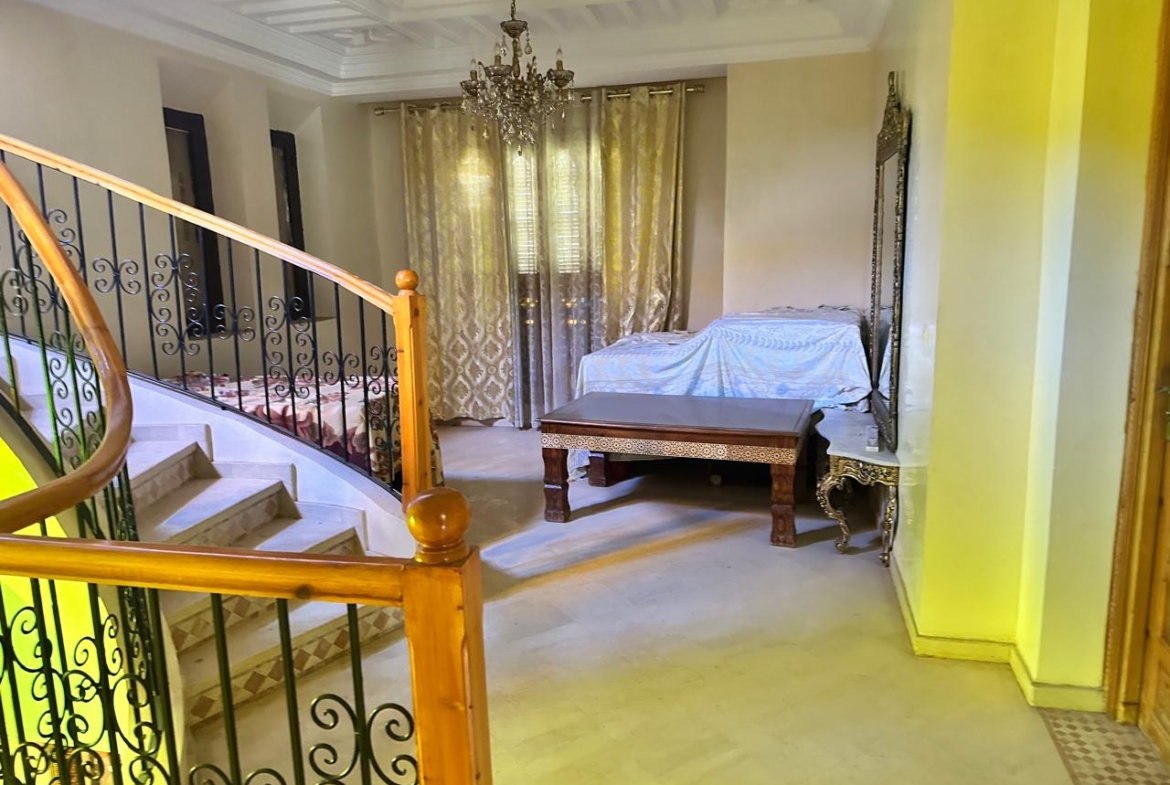 QUARTIER SHÉRIFIA – VILLA SEMI MEUBLE – BOULEVARD MOHAMED V