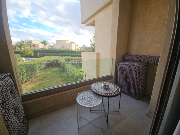 PRESTIGIA ARGAN – STUDIO MEUBLE AVEC TERRASSE