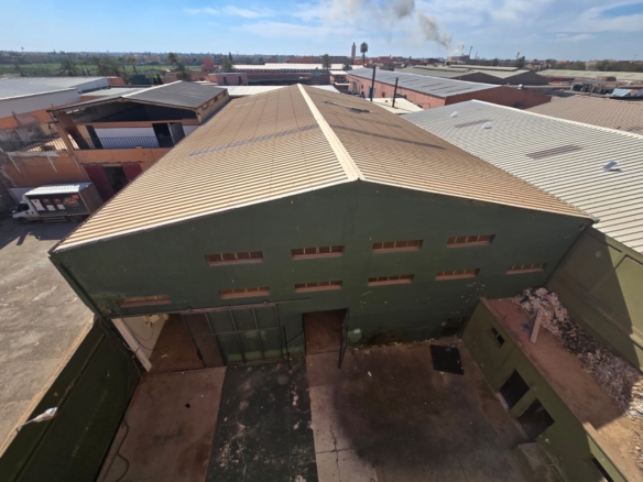 ZONE INDUSTRIELLE – ENTREPOT