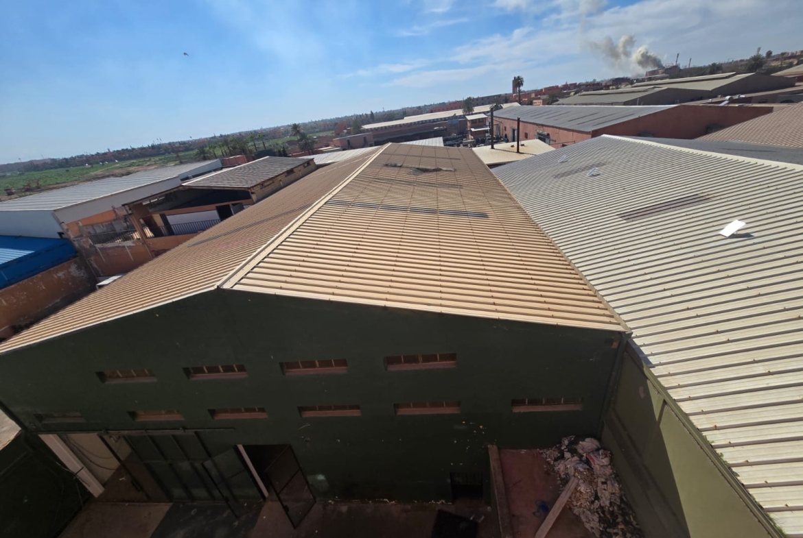 ZONE INDUSTRIELLE – ENTREPOT