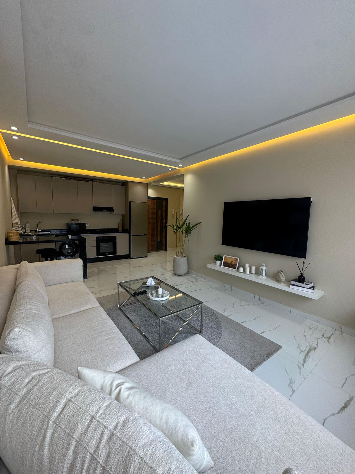 *VICTOR HUGO – T3 MEUBLE