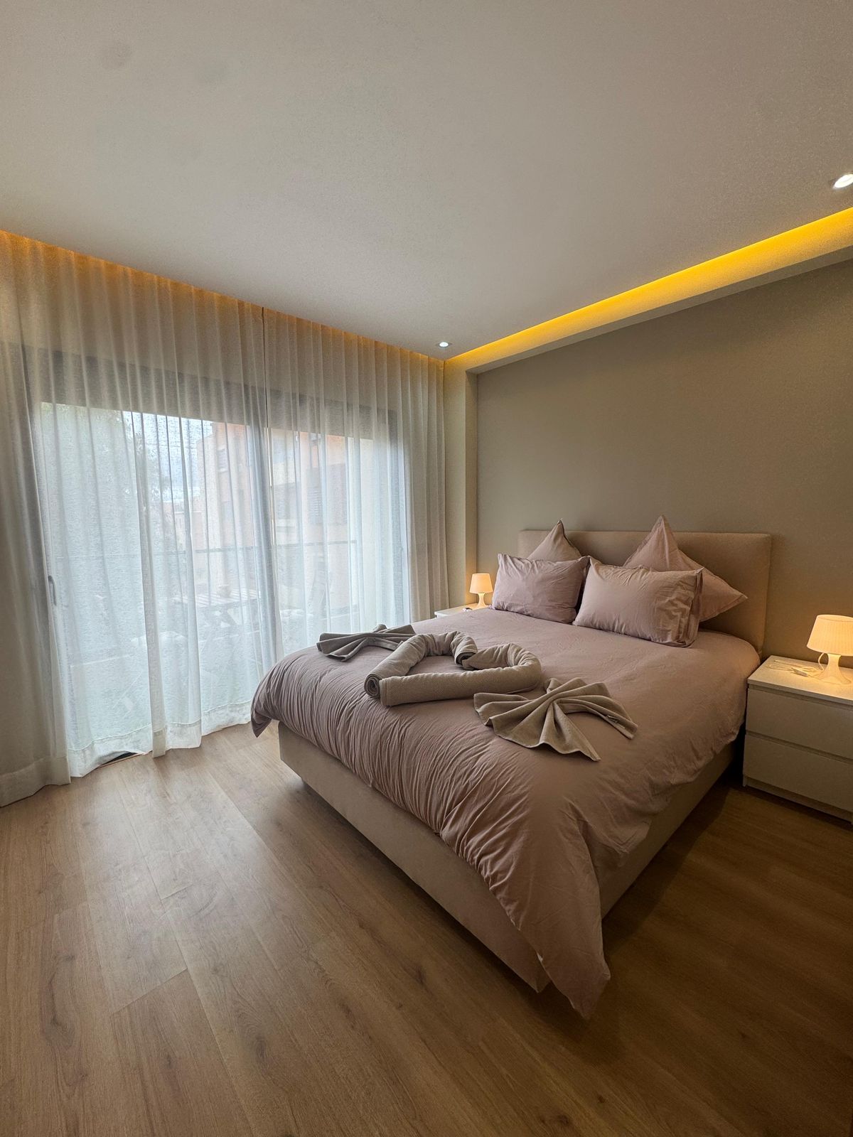 *VICTOR HUGO – T3 MEUBLE