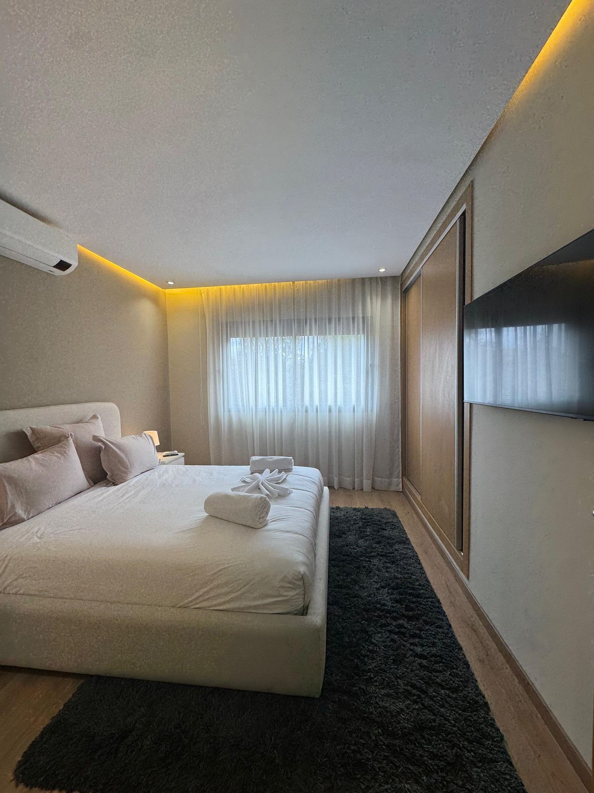 *VICTOR HUGO – T3 MEUBLE