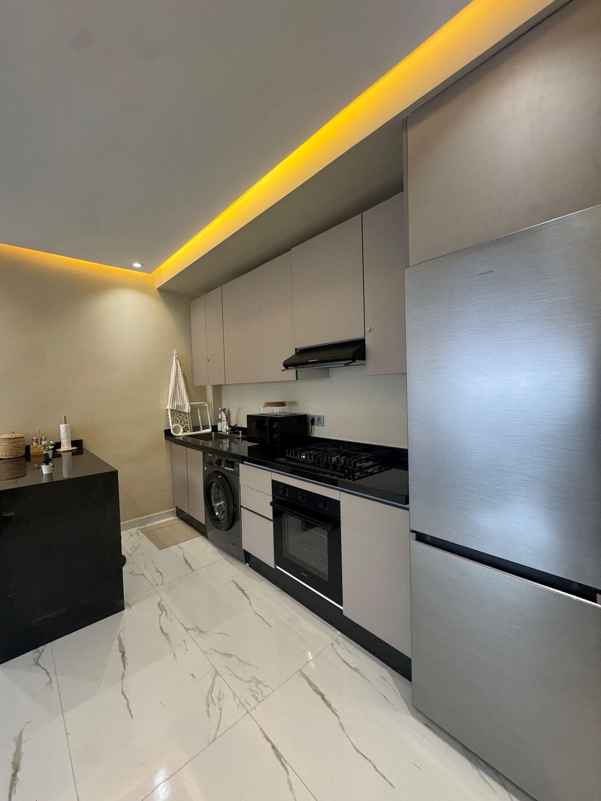 *VICTOR HUGO – T3 MEUBLE