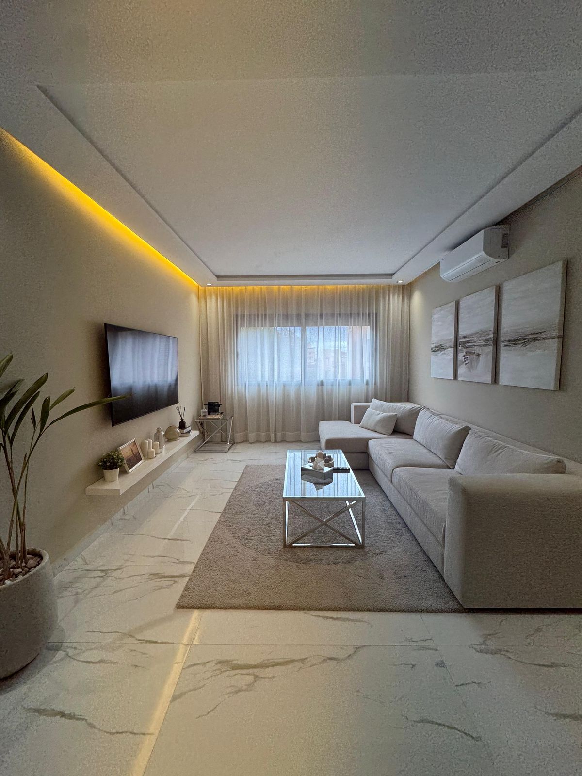 *VICTOR HUGO – T3 MEUBLE