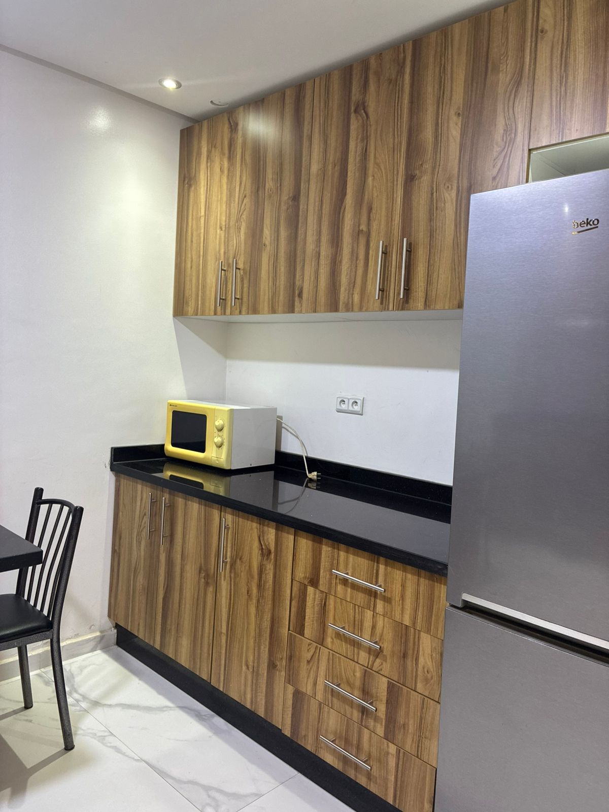 GUELIZ – DUPLEX NEUF T4 MEUBLE– VICTOR HUGO