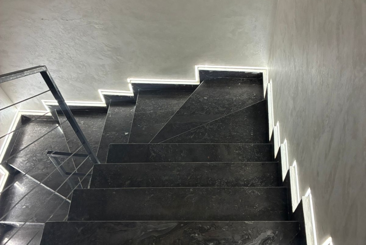 GUELIZ – DUPLEX NEUF T4 MEUBLE– VICTOR HUGO