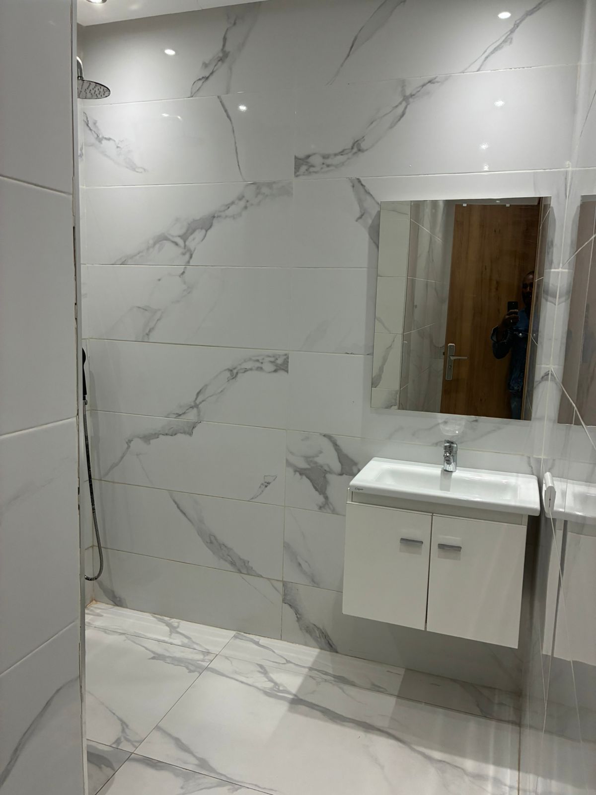 GUELIZ – DUPLEX NEUF T4 MEUBLE– VICTOR HUGO