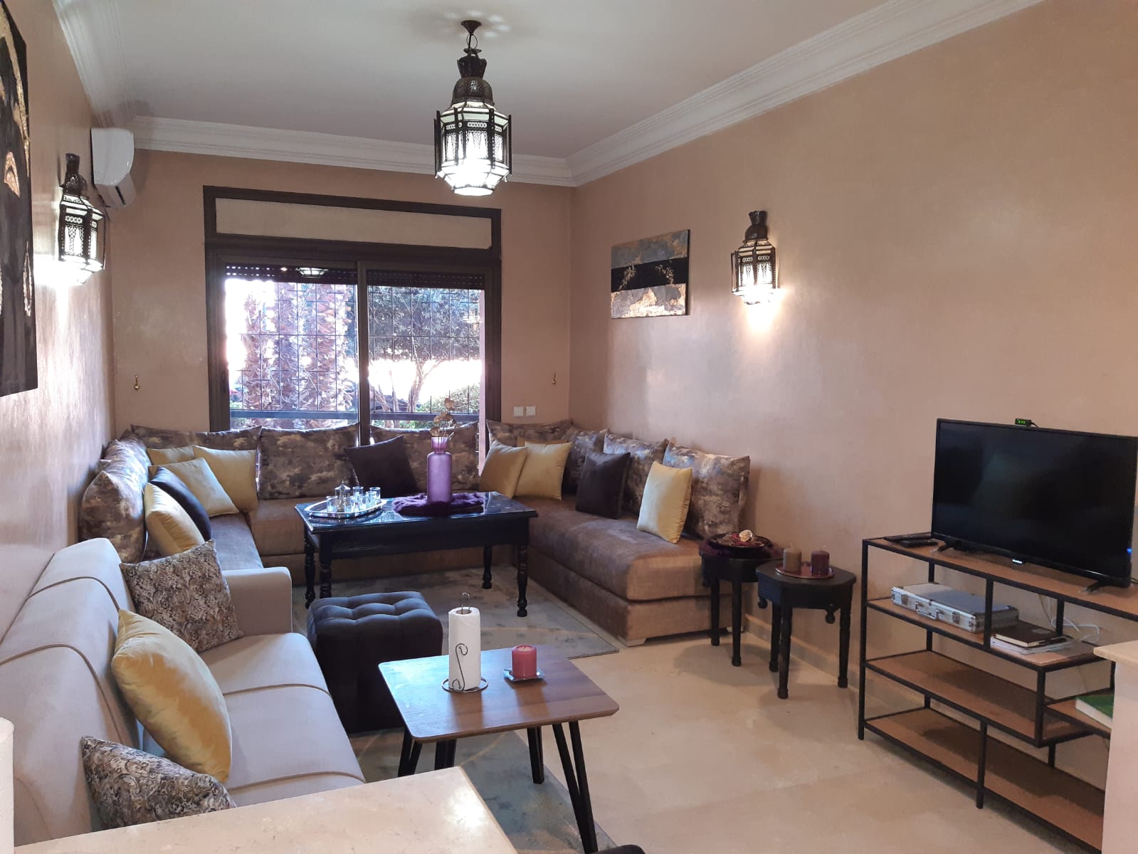 HIVERNAGE – T2 MEUBLE – RESIDENCE PISCINE