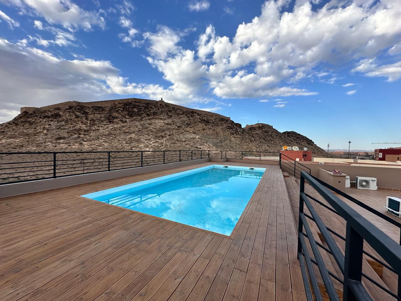 VICTOR HUGO – T3 MEUBLE – PISCINE ROOFTOP