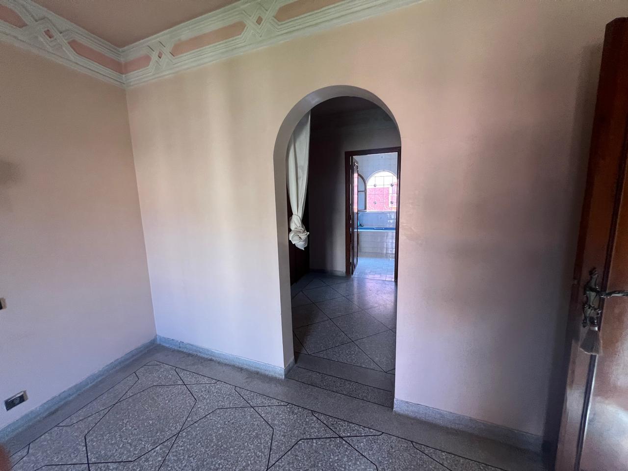 Villa 350m2 à rénover