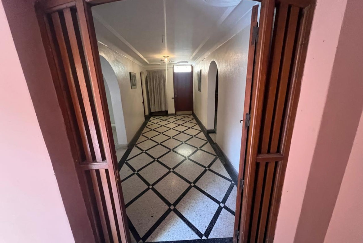 Villa 350m2 à rénover