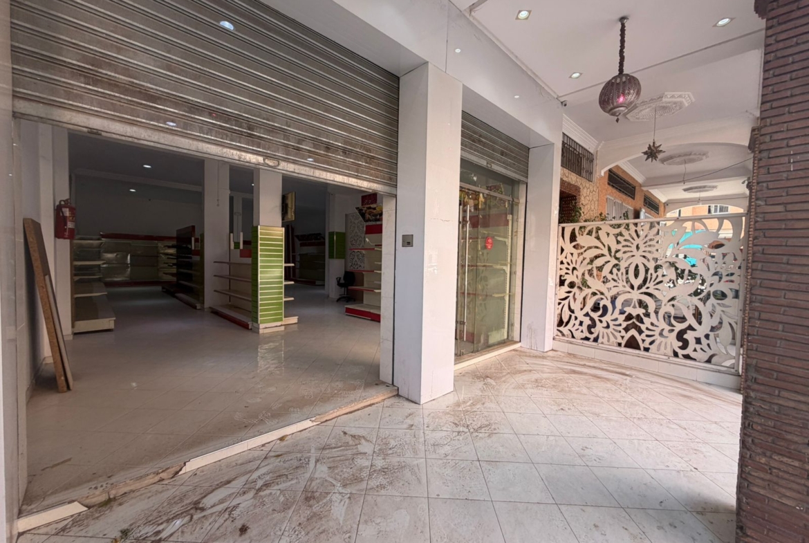 Local commercial Izdihar sur le boulvard
