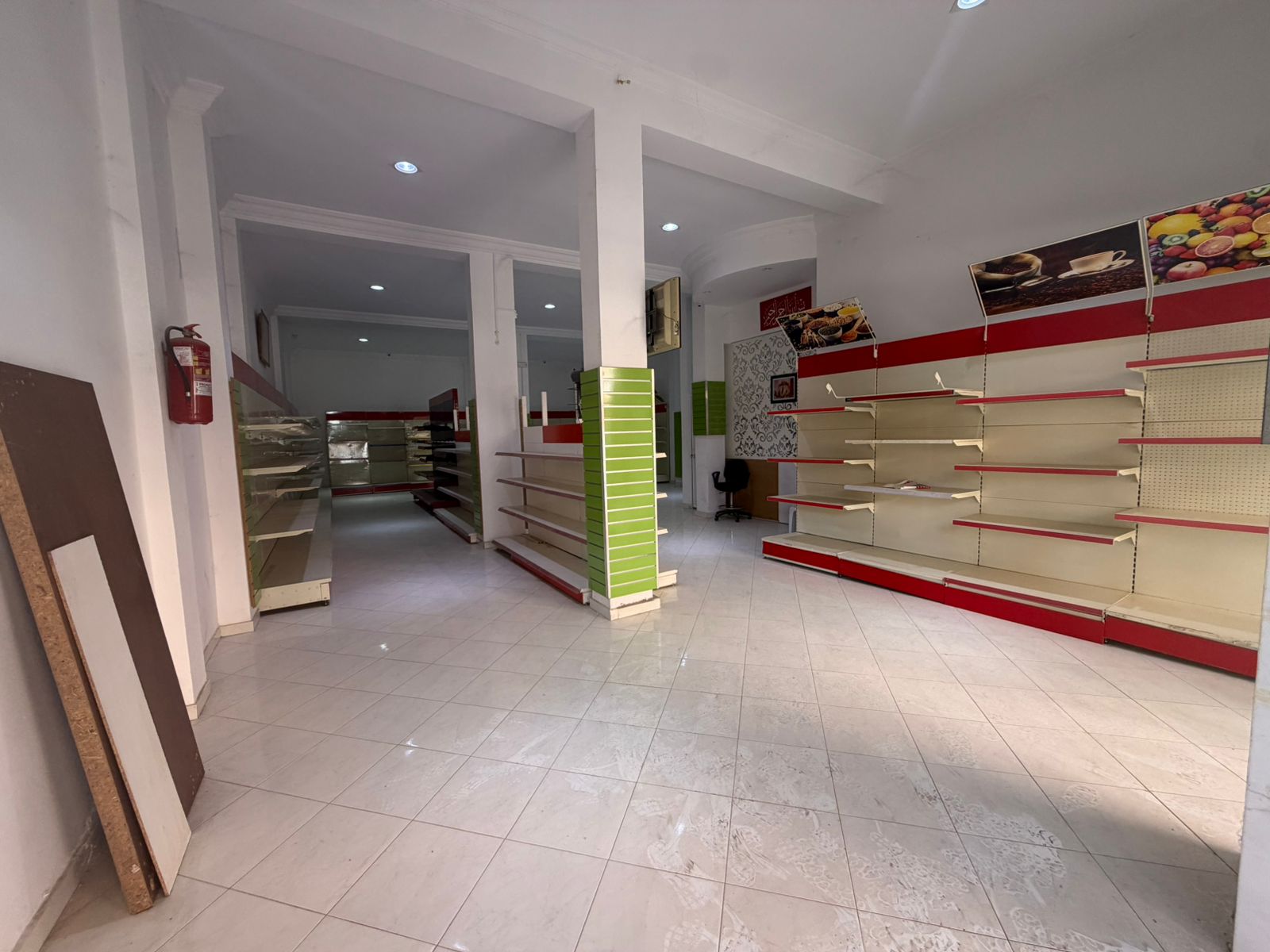 Local commercial Izdihar sur le boulvard