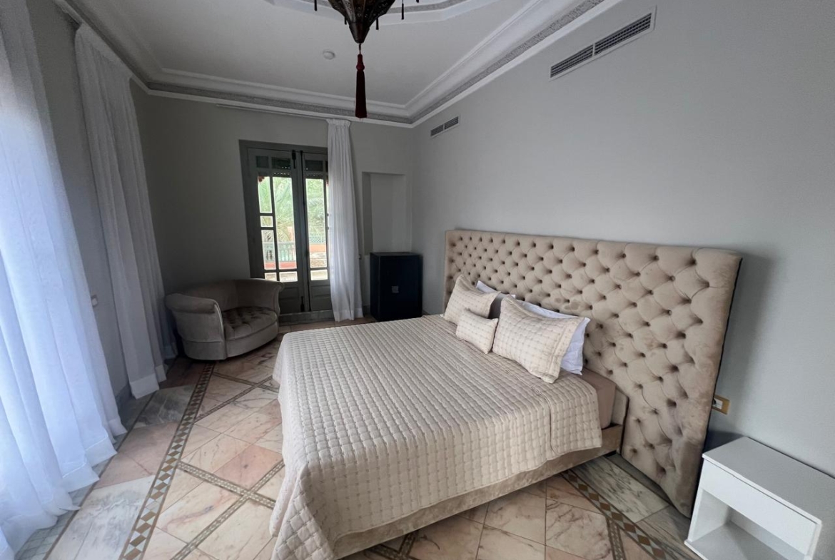 Magnifique villa entièrement rénovée– Palmeraie