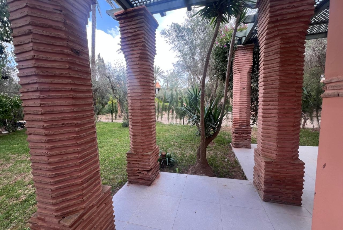 Magnifique villa entièrement rénovée– Palmeraie