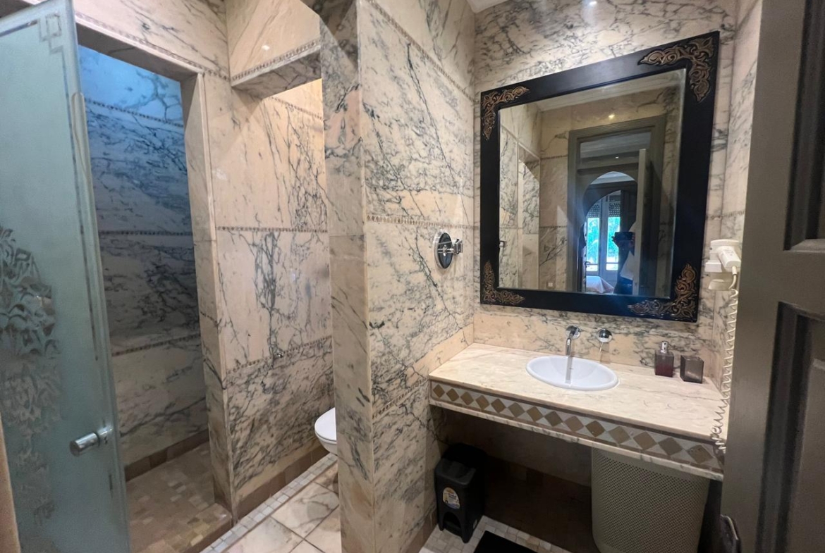 Magnifique villa entièrement rénovée– Palmeraie