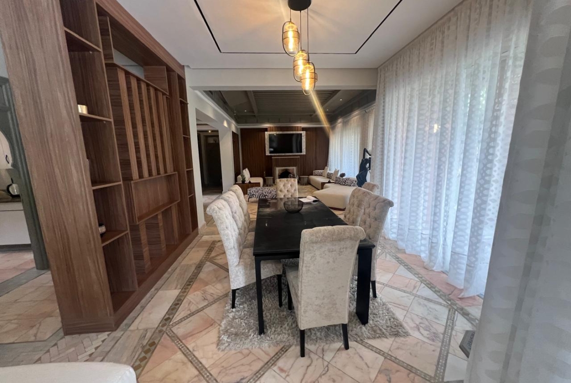 Magnifique villa entièrement rénovée– Palmeraie