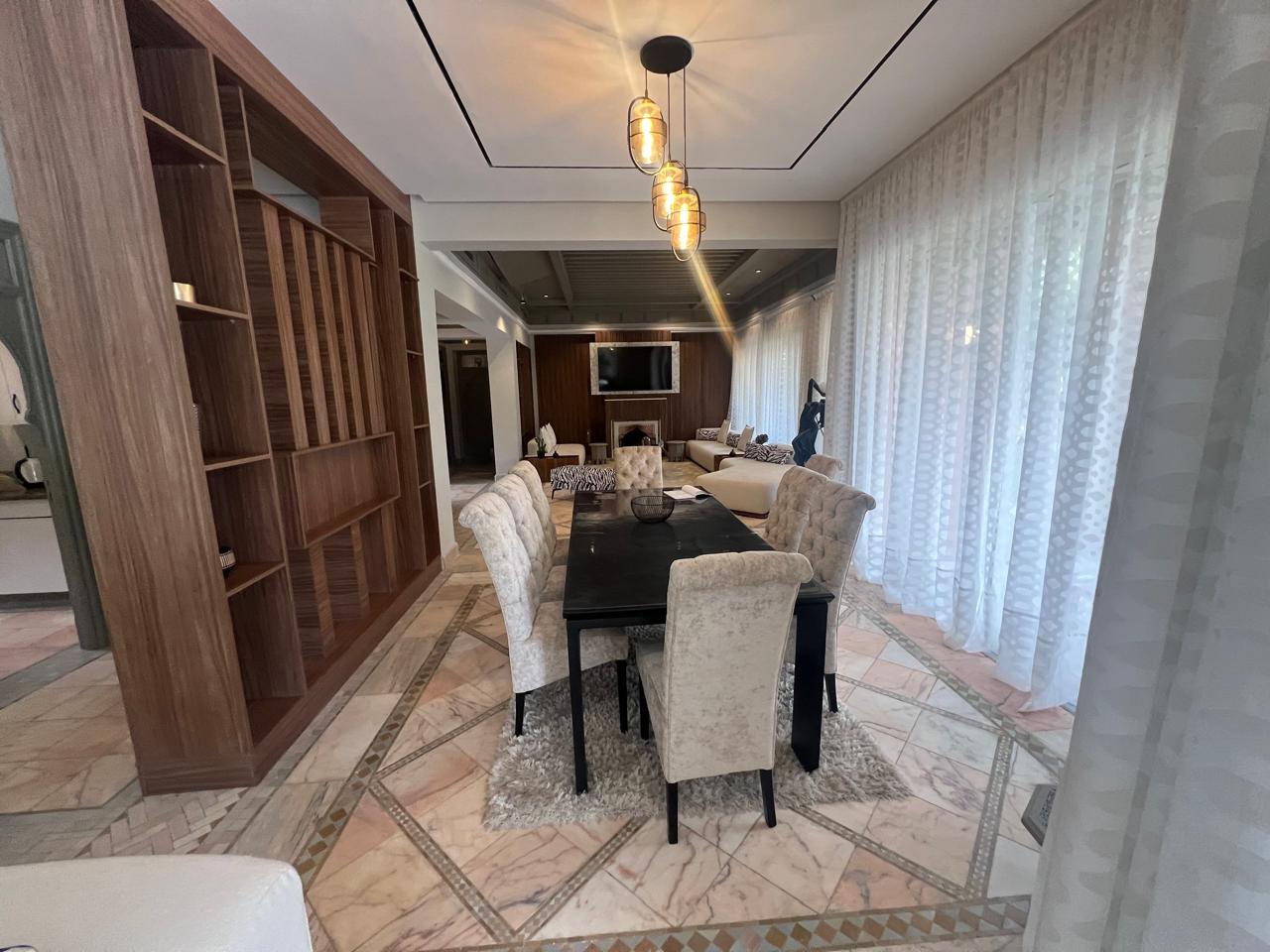Magnifique villa entièrement rénovée– Palmeraie