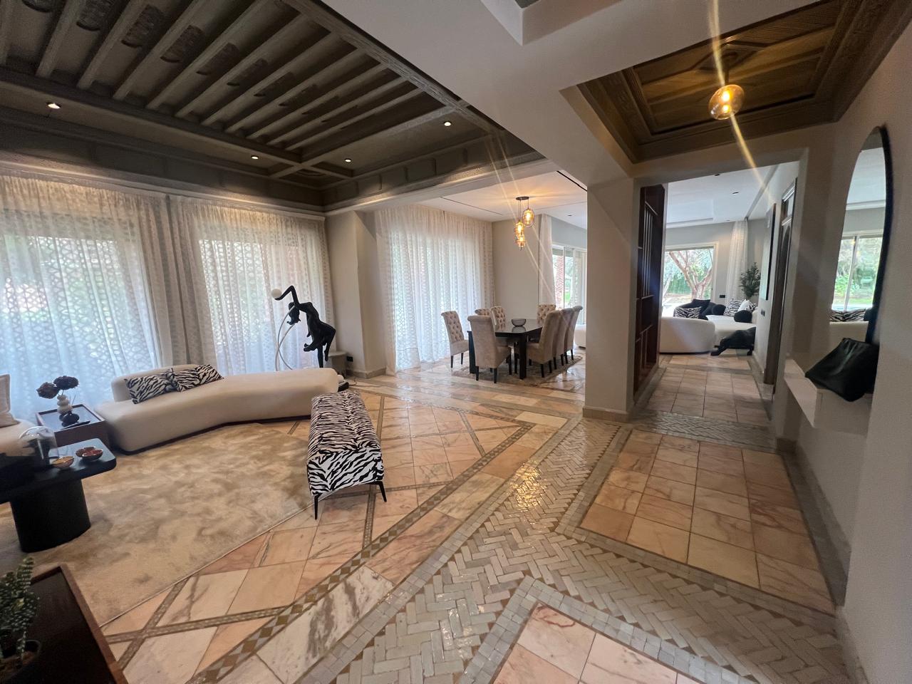 Magnifique villa entièrement rénovée– Palmeraie