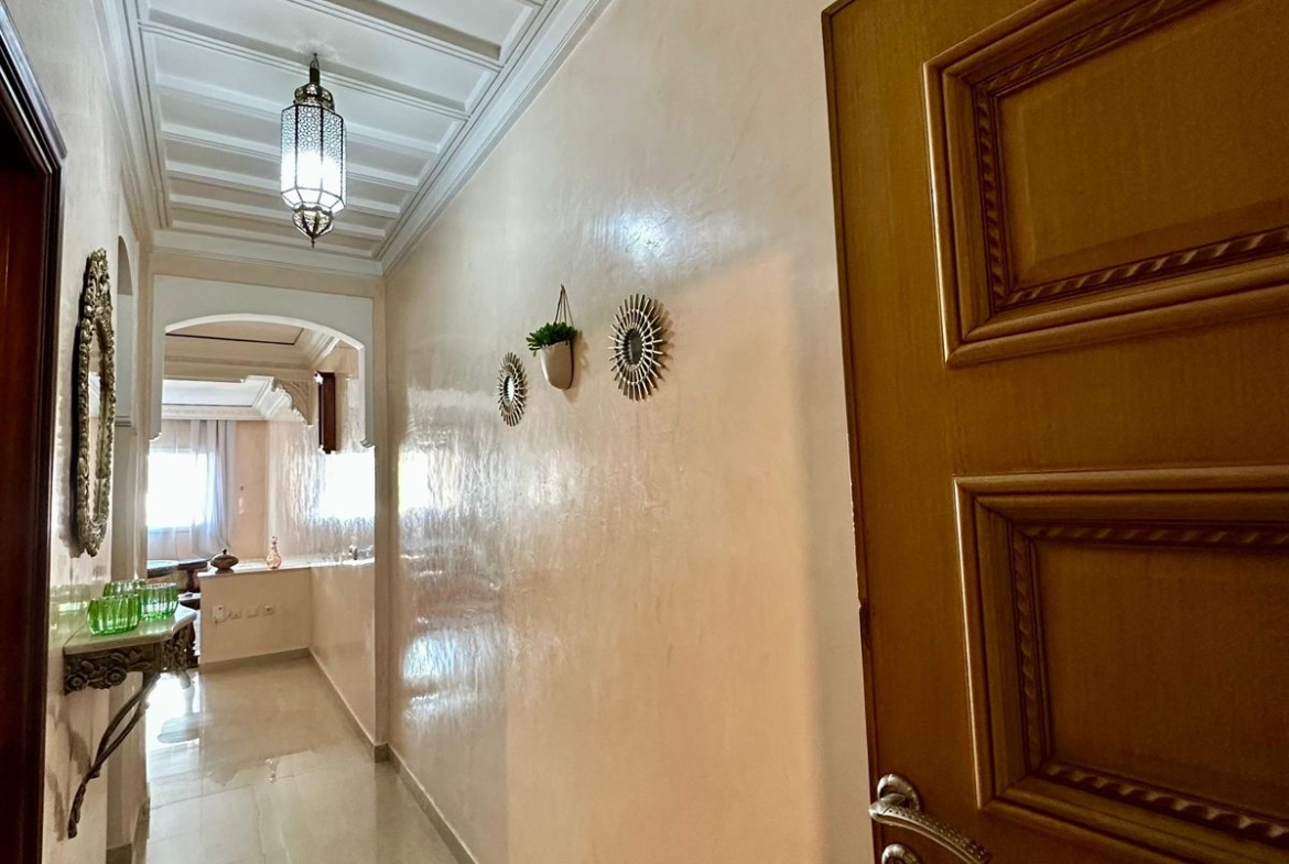 Appartement 90 m² – Route de Casa –