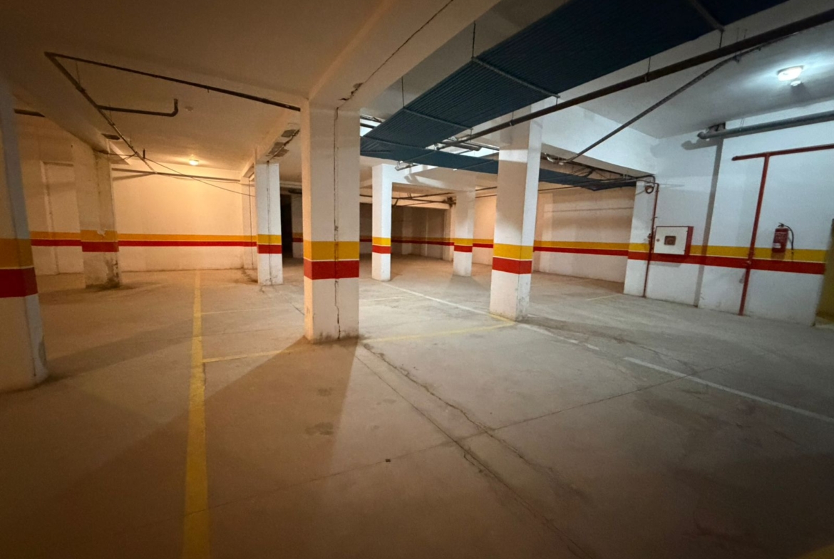 T3 Hivernage Résidence piscine intérieur