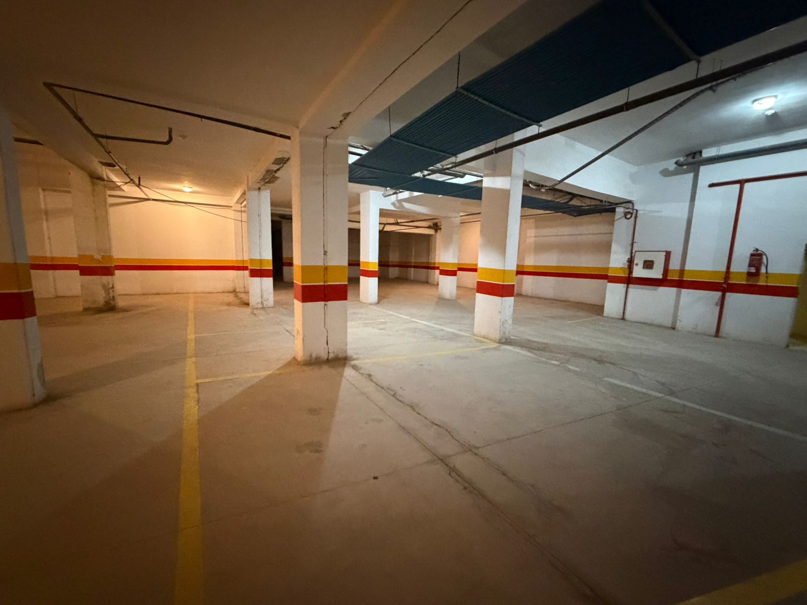 T3 Hivernage Résidence piscine intérieur
