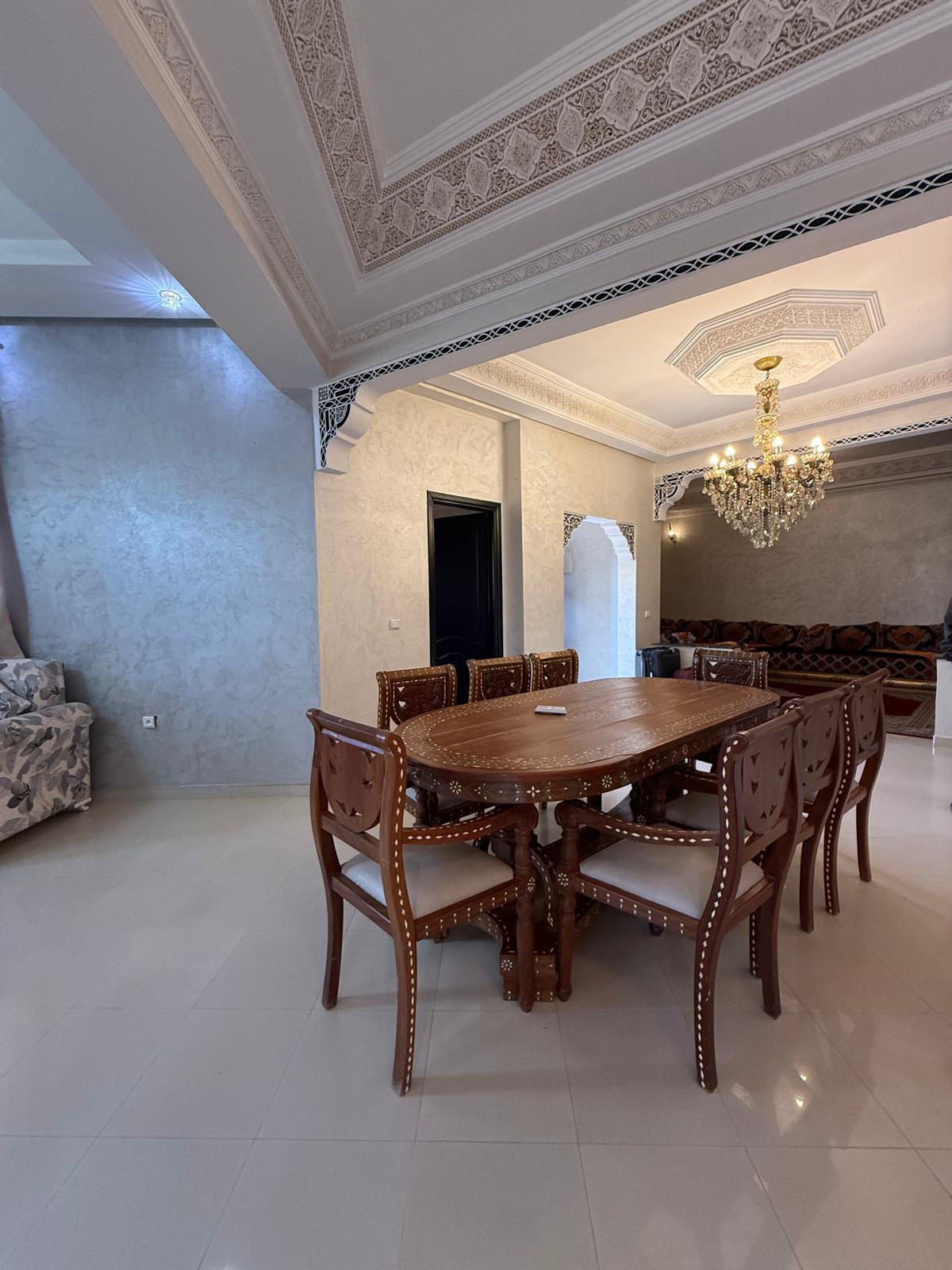 Villa Meublée avec Piscine à Louer à Targa – Résidence Privée – 6 Chambres