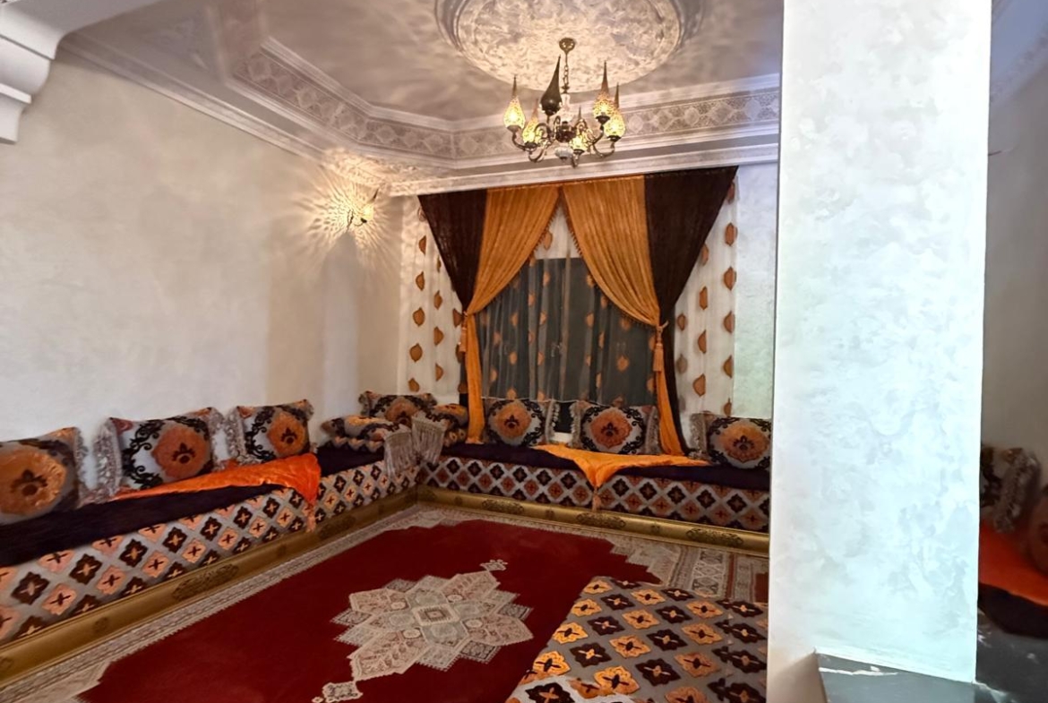 Villa Meublée avec Piscine à Louer à Targa – Résidence Privée – 6 Chambres
