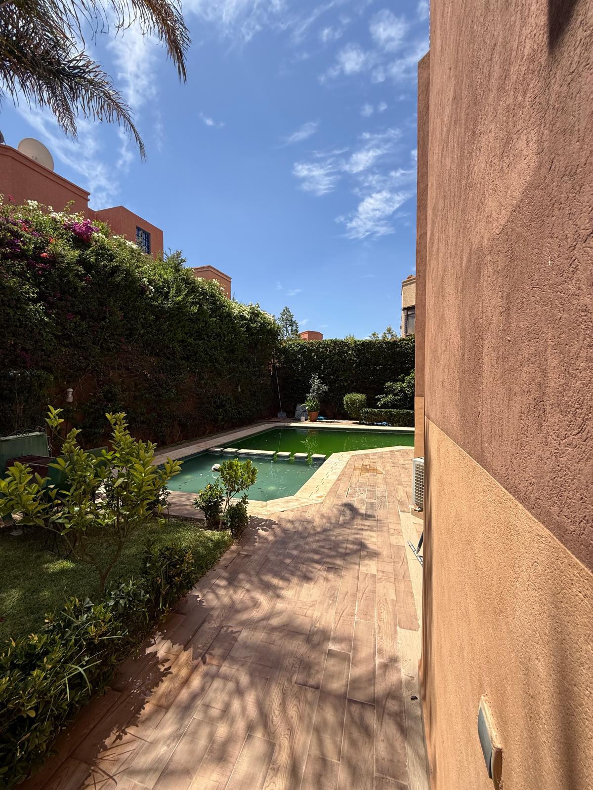 Villa Meublée avec Piscine à Louer à Targa – Résidence Privée – 6 Chambres