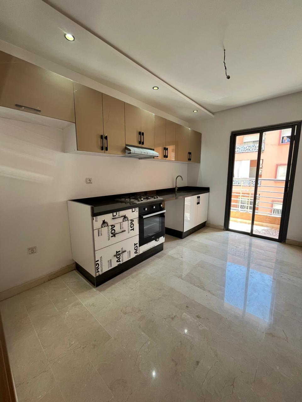 Appartement haut standing de 83 m² Résidence avec piscine intérieur
