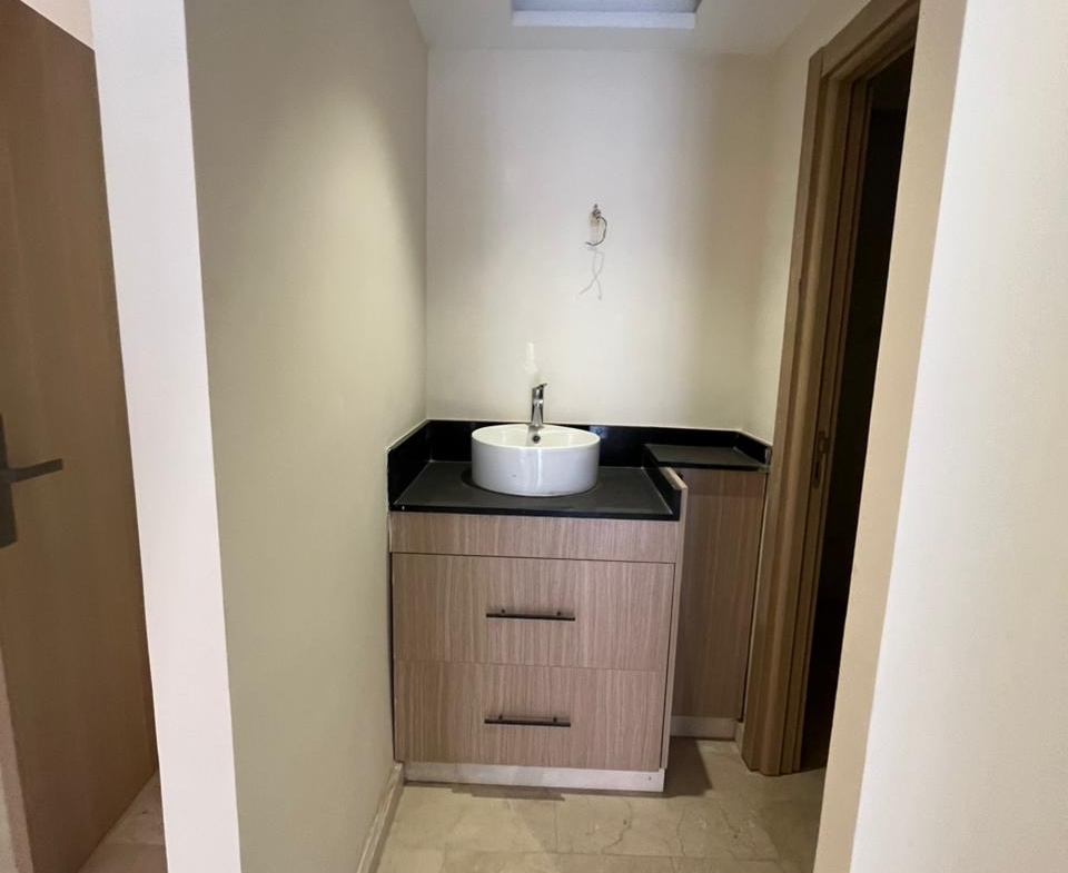 Appartement haut standing de 83 m² Résidence avec piscine intérieur