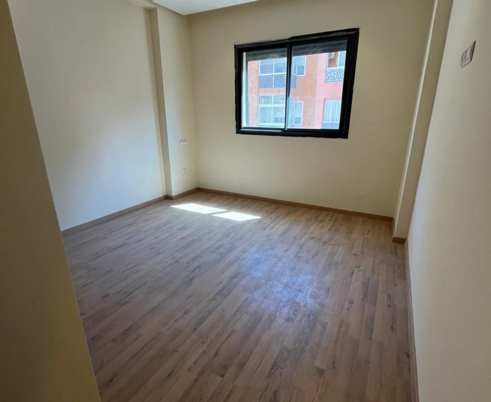 Appartement haut standing de 83 m² Résidence avec piscine intérieur