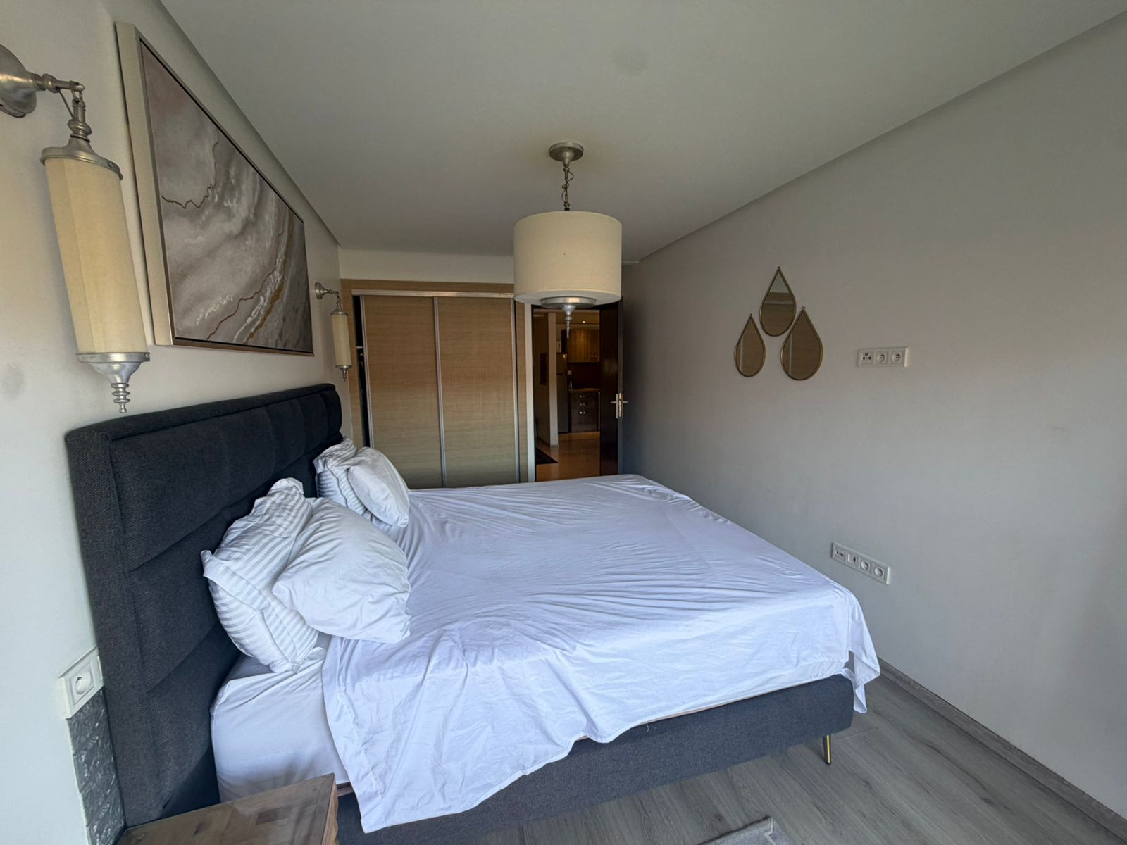 Appartement T2 AVEC TERASSE PISCINE – GUÉLIZ PROCHE DE LA GARE