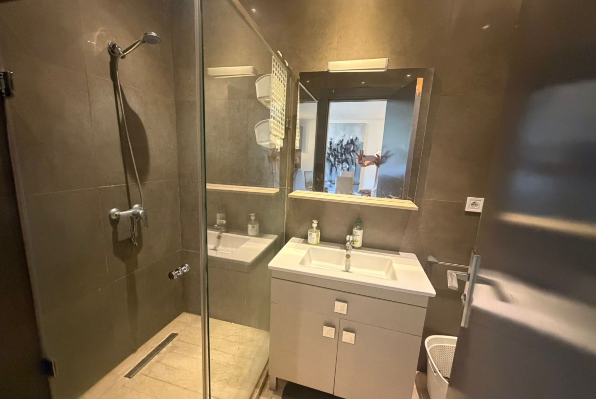 Appartement T2 AVEC TERASSE PISCINE – GUÉLIZ PROCHE DE LA GARE