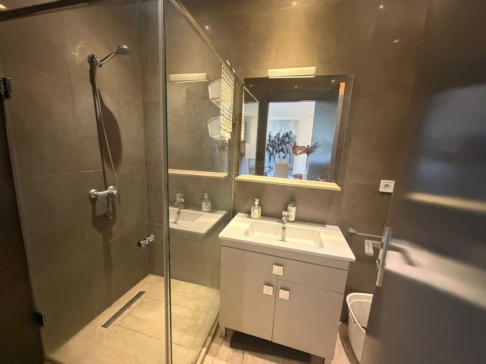 Appartement T2 AVEC TERASSE PISCINE – GUÉLIZ PROCHE DE LA GARE