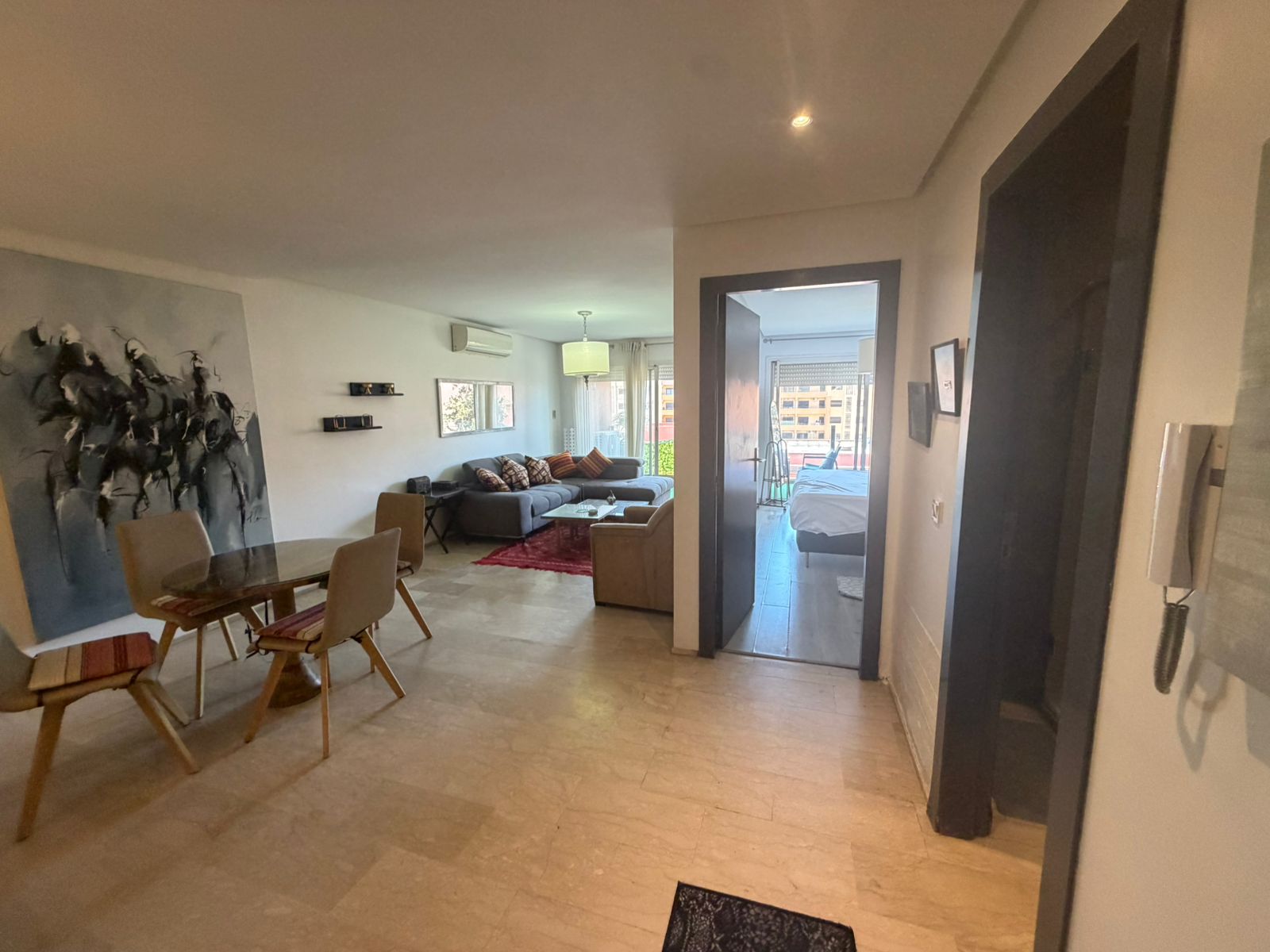 Appartement T2 AVEC TERASSE PISCINE – GUÉLIZ PROCHE DE LA GARE