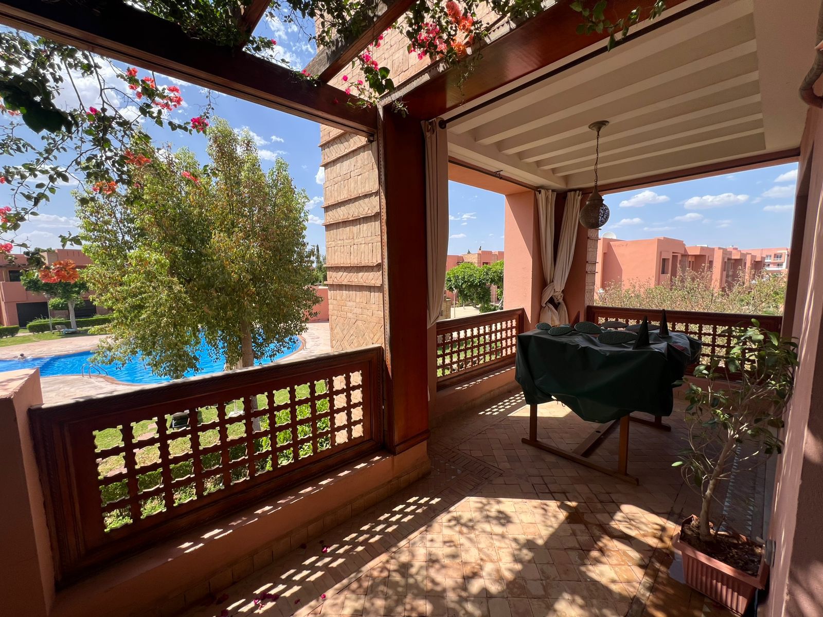Super appart T3 avec grand terrasse résidence piscine