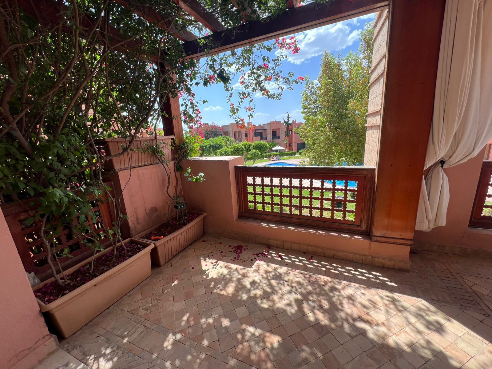 Super appart T3 avec grand terrasse résidence piscine