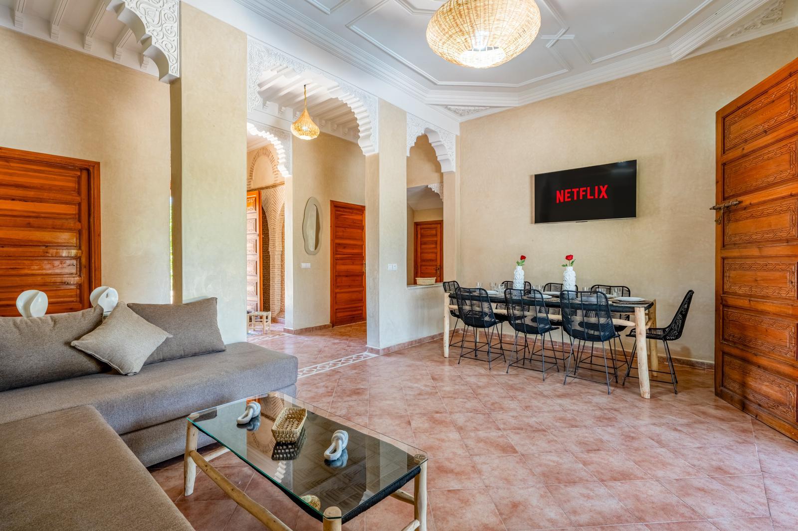 Magnifique Villa 4 façades  à vendre – Route de Fès, Marrakech