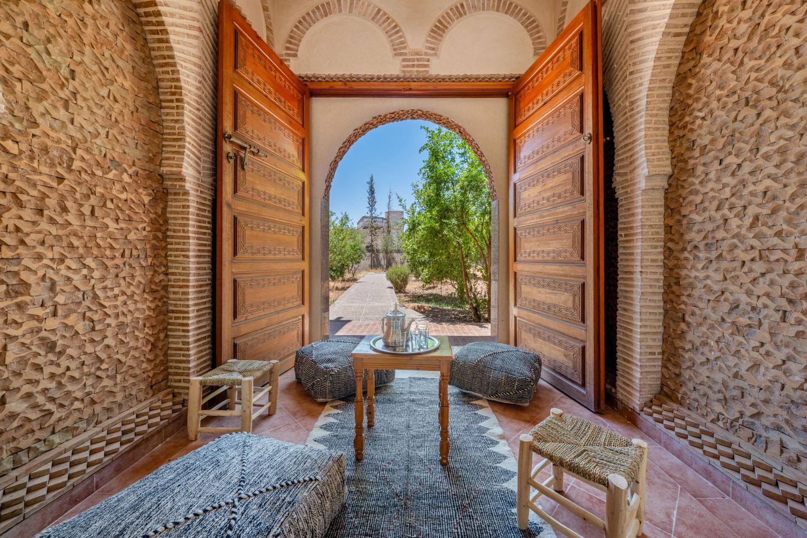 Magnifique Villa 4 façades  à vendre – Route de Fès, Marrakech