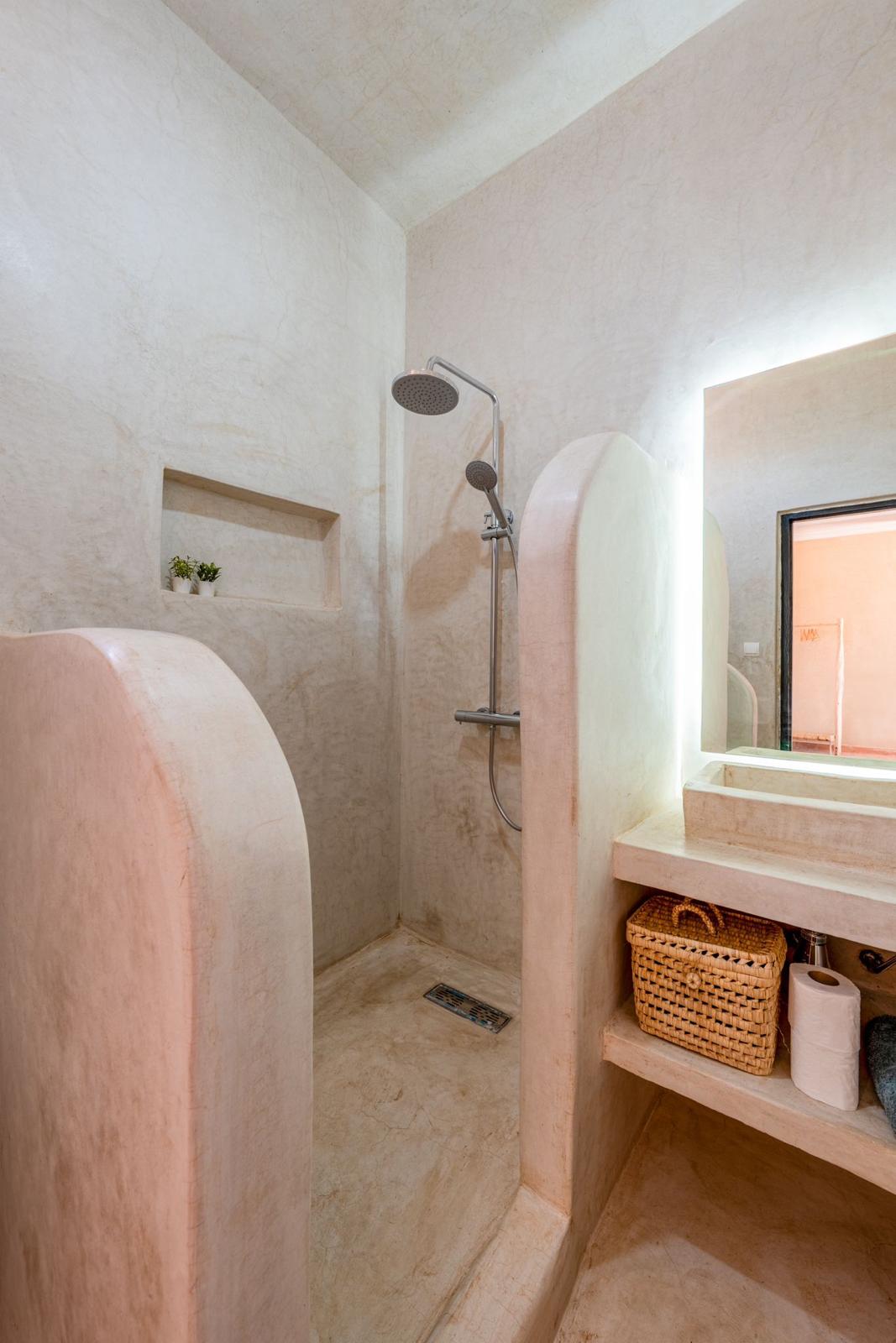 Magnifique Villa 4 façades  à vendre – Route de Fès, Marrakech