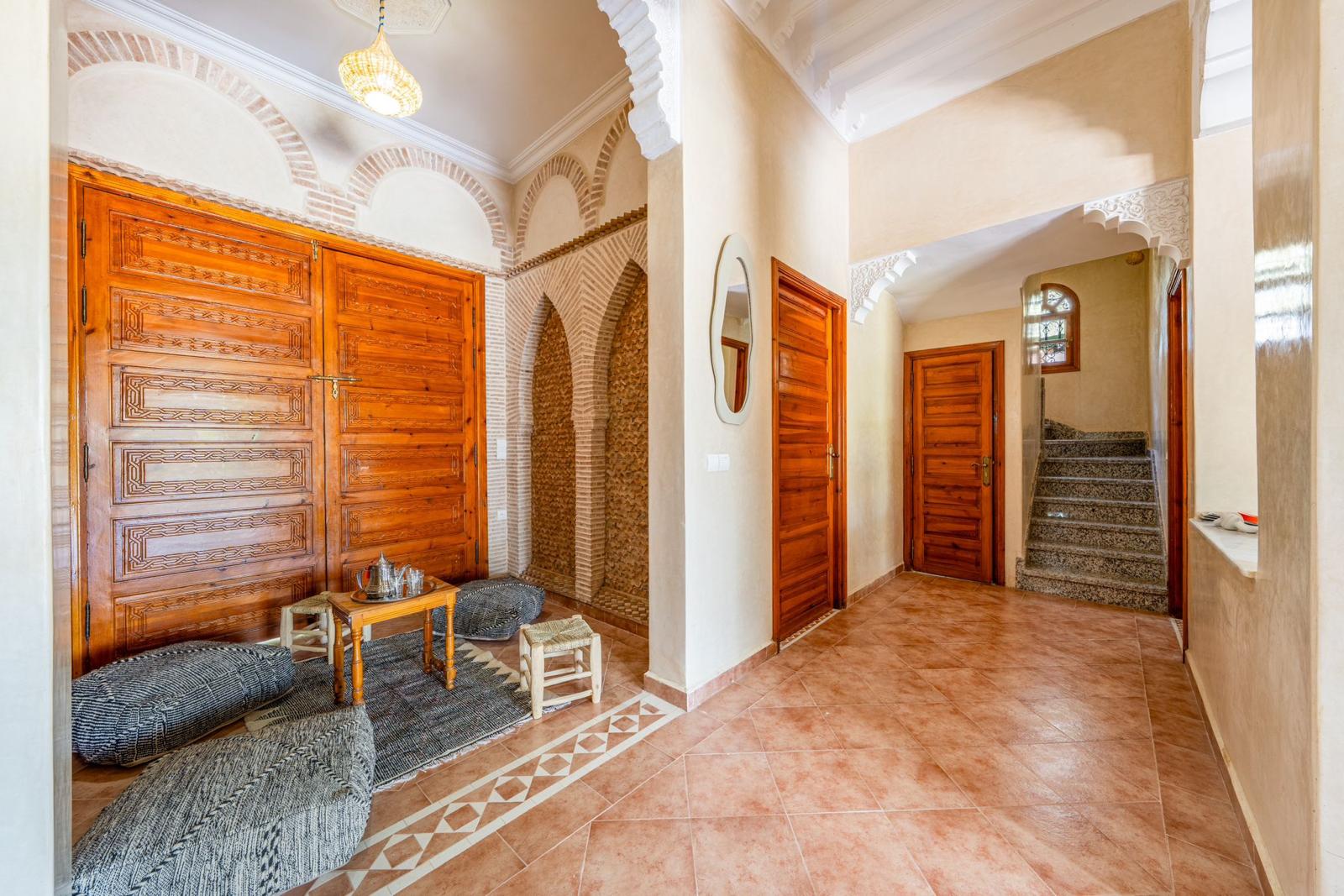 Magnifique Villa 4 façades  à vendre – Route de Fès, Marrakech