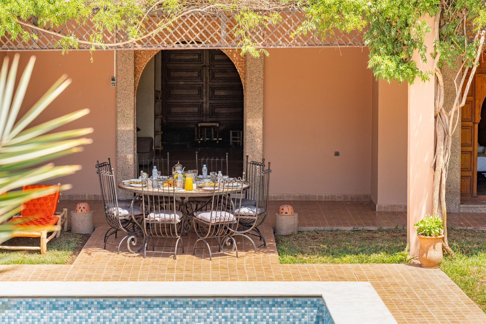 Magnifique Villa 4 façades  à vendre – Route de Fès, Marrakech
