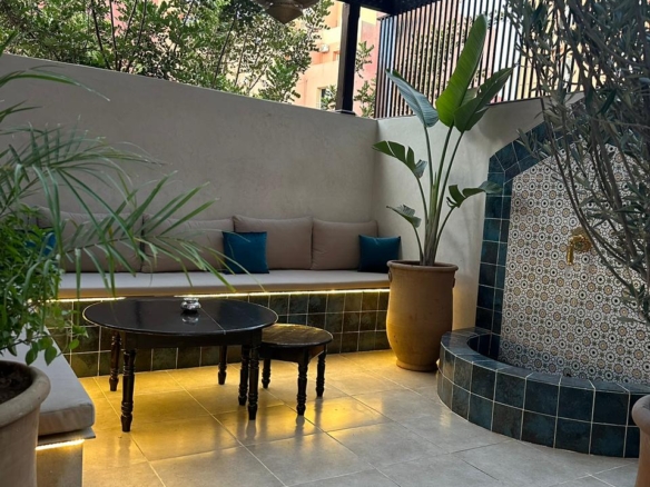 Coup de Cœur à Guéliz : 111 m² avec Terrasse & Balcons à 5 min du Carré Eden