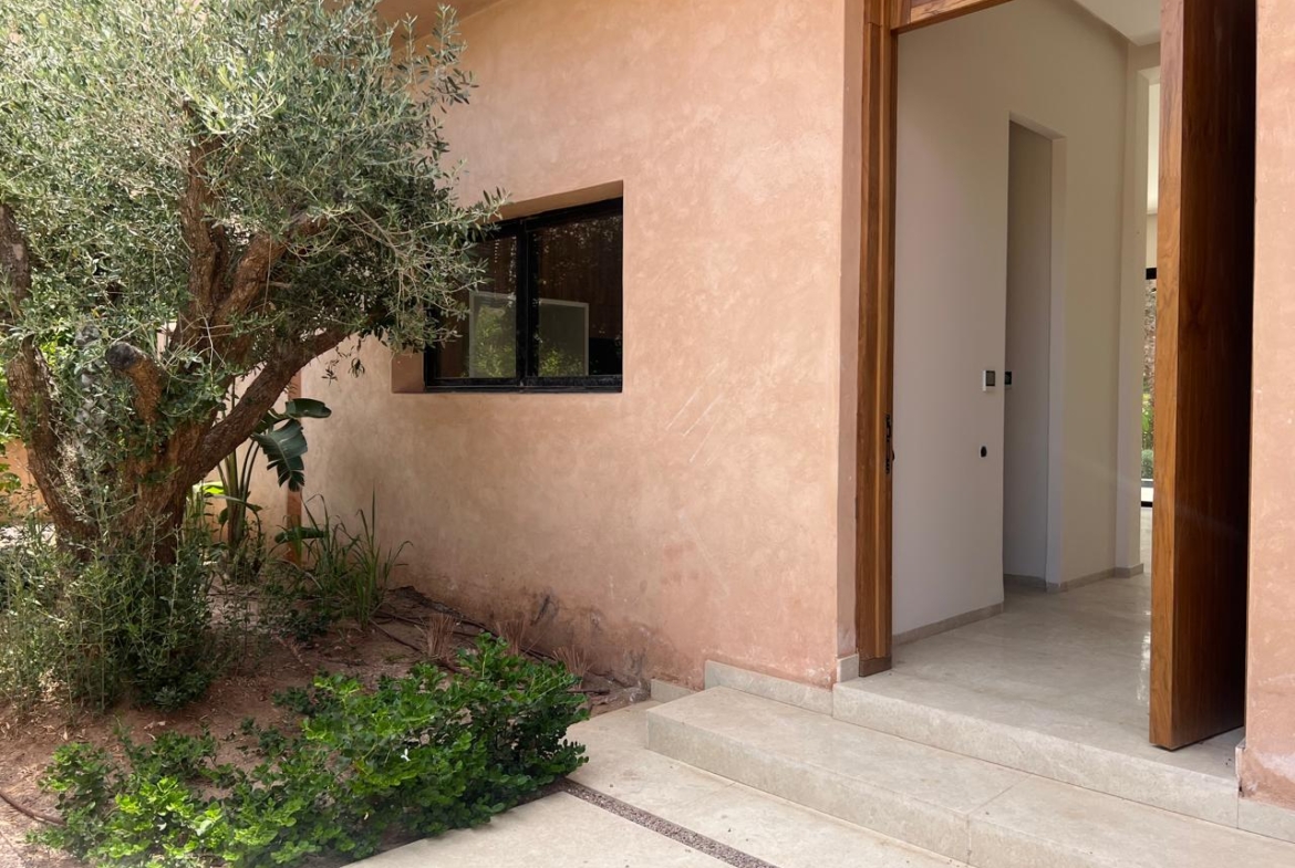 Superbe Villa de Prestige Route d’Amizmiz 8km–                     À VENDRE