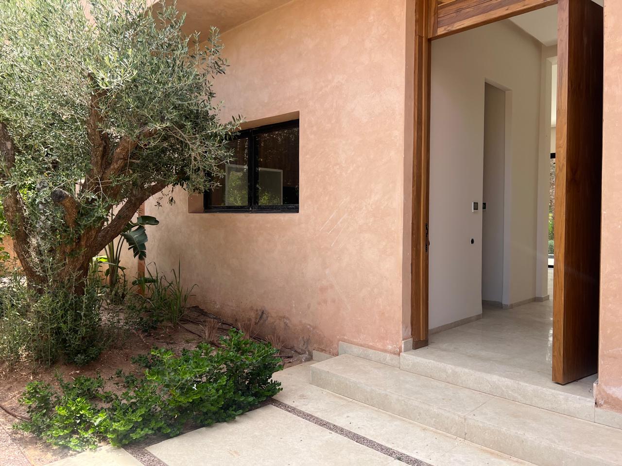 Superbe Villa de Prestige Route d’Amizmiz 8km–                     À VENDRE