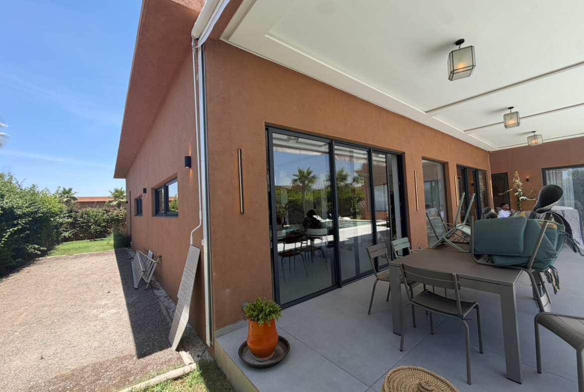 🌴 À VENDRE – VILLA DE PRESTIGE ROUTE DE L’OURIKA, MARRAKECH 🌴