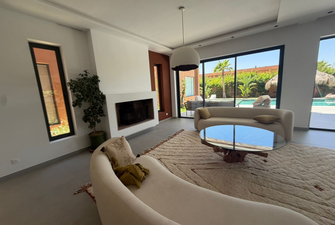🌴 À VENDRE – VILLA DE PRESTIGE ROUTE DE L’OURIKA, MARRAKECH 🌴