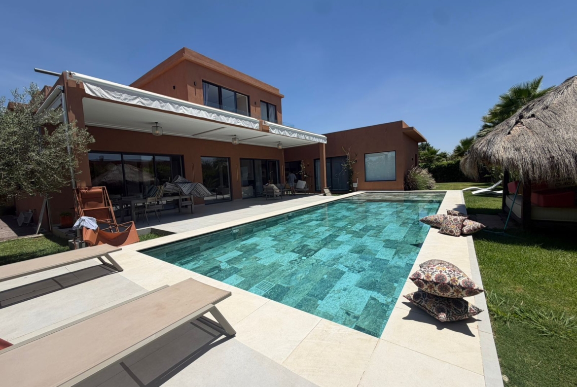 🌴 À VENDRE – VILLA DE PRESTIGE ROUTE DE L’OURIKA, MARRAKECH 🌴